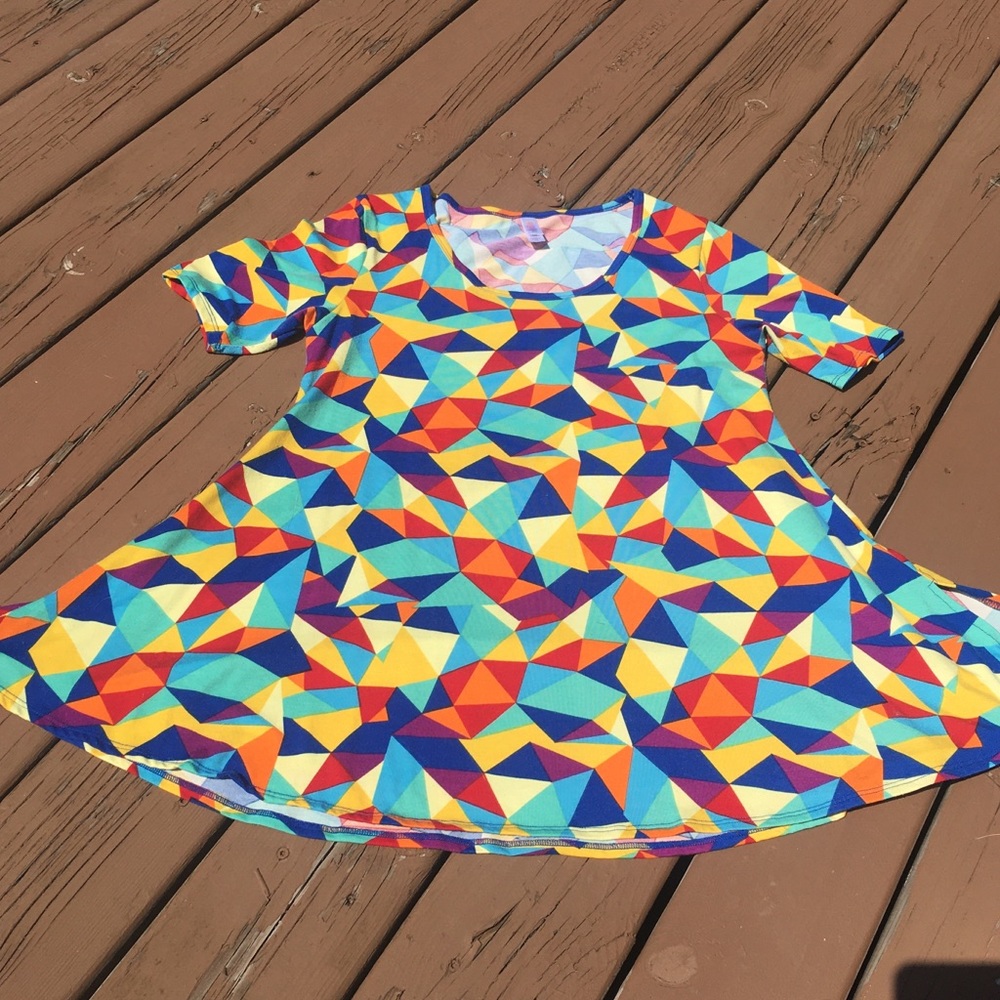 LuLaRoe  Perfect Tee  XS Clearance
